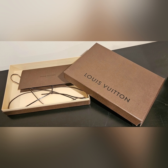 LOUIS VUITTON Brown Box W Lid Leather Ribbon Card Receipt Holder Empty Gift Set - Picture 1 of 10